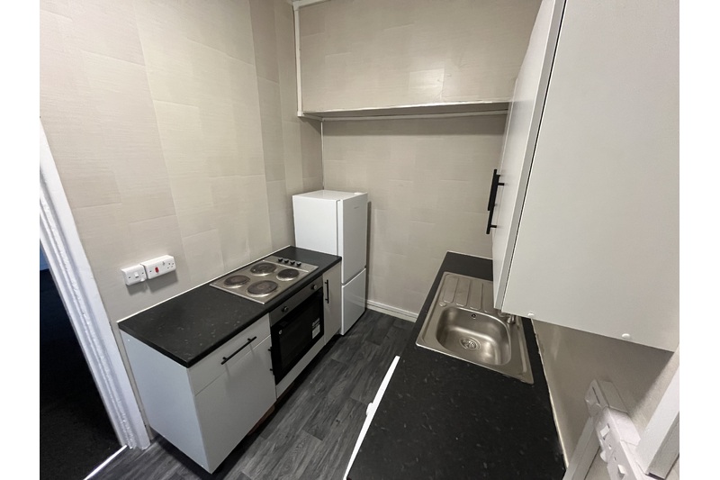 Flat 2, 252, Gillott Road, Birmingham, West Midlands, B16 0RU, photo 2