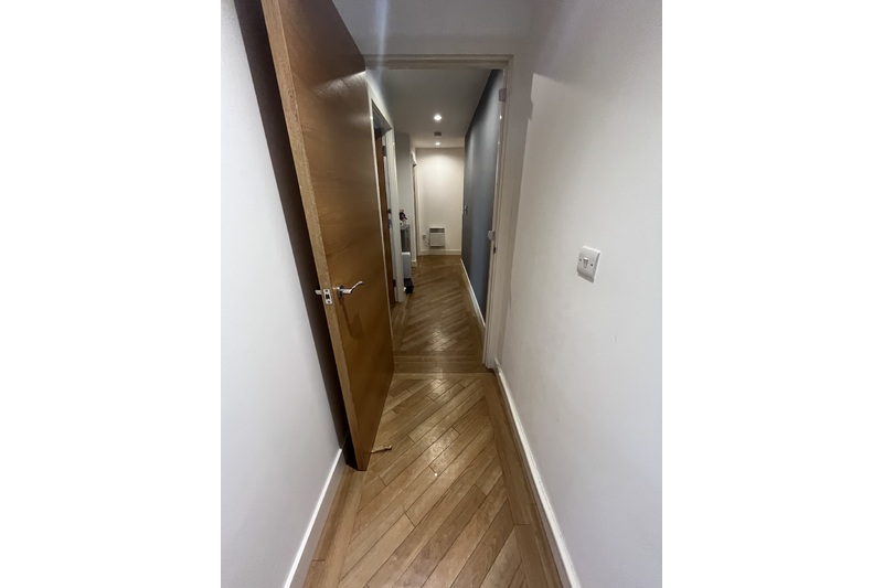 Apartment 123, Canal Wharf, Waterfront Walk, Birmingham, West Midlands, B1 1SL, photo 2