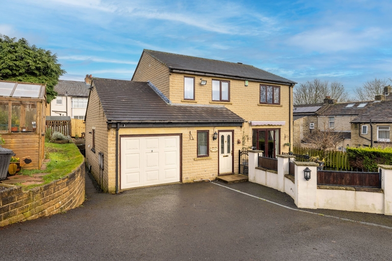 property-for-sale-4-bedroom-4-in-brighouse