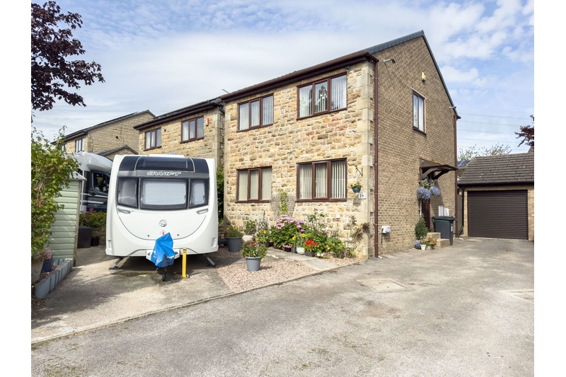 property-for-sale-3-bedroom-4-in-shelf