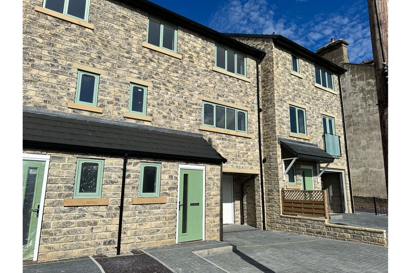 property-for-sale-3-bedroom-1-in-hipperholme-2