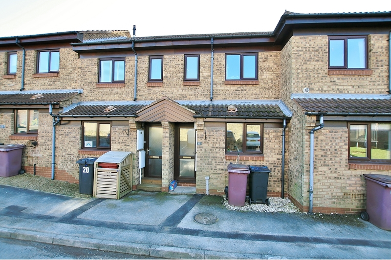 property-for-rent-2-bedroom-town-house-in-dronfield-2