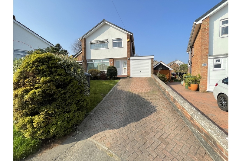 property-for-sale-3-bedroom-detached-in-dronfield-9