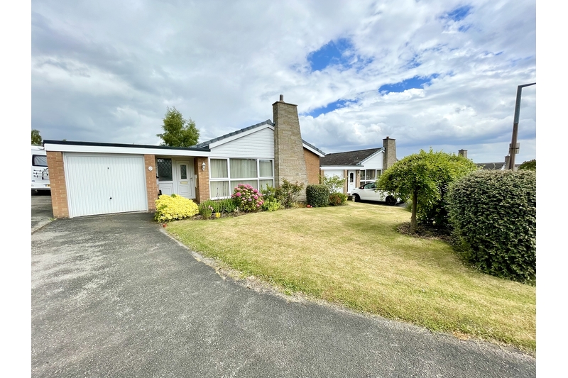 property-for-sale-3-bedroom-detached-bungalow-in-dronfield-4