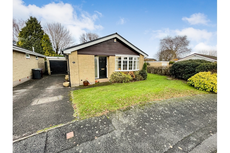 property-for-sale-2-bedroom-detached-bungalow-in-dronfield
