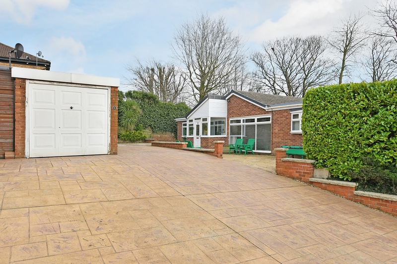 property-for-sale-4-bedroom-detached-bungalow-in-dronfield