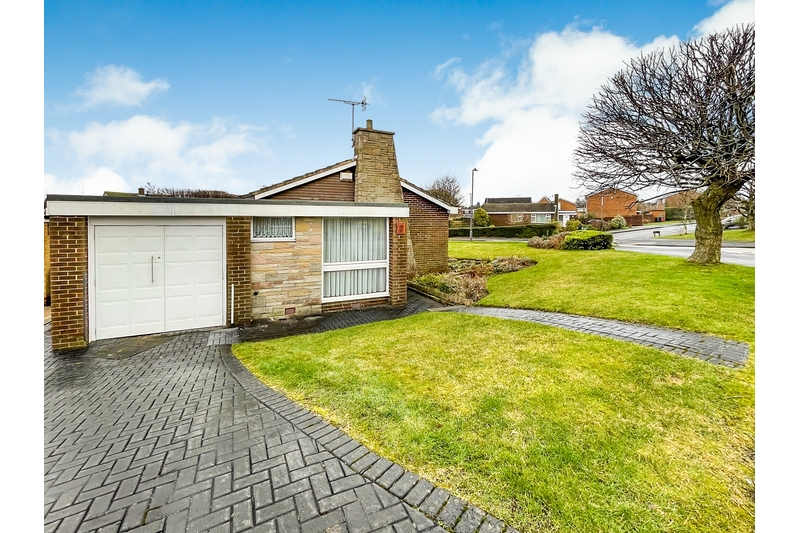 property-for-sale-2-bedroom-detached-bungalow-in-dronfield-4