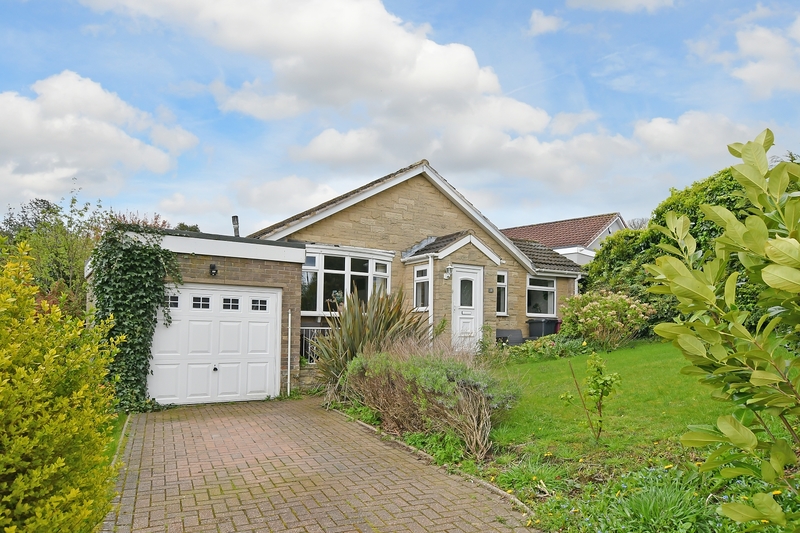 property-for-sale-3-bedroom-detached-bungalow-in-dronfield-2