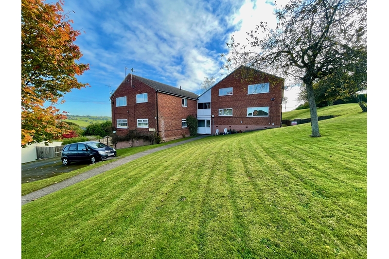 property-for-sale-1-bedroom-flat-in-dronfield