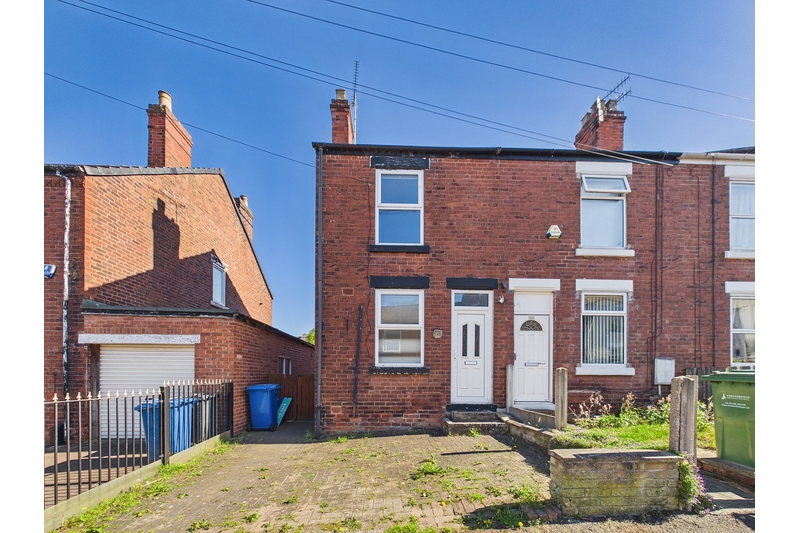 property-for-sale-2-bedroom-end-terrace-in-chesterfield-2