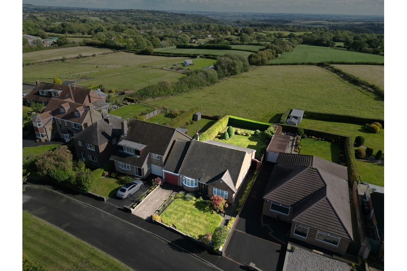 property-for-sale-3-bedroom-bungalow-in-holmesfield