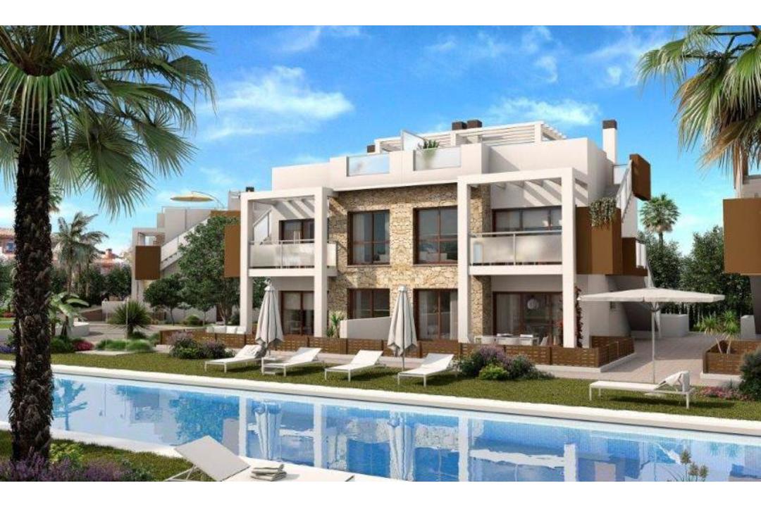 property-for-sale-bungalow-in-torrevieja-spain-1