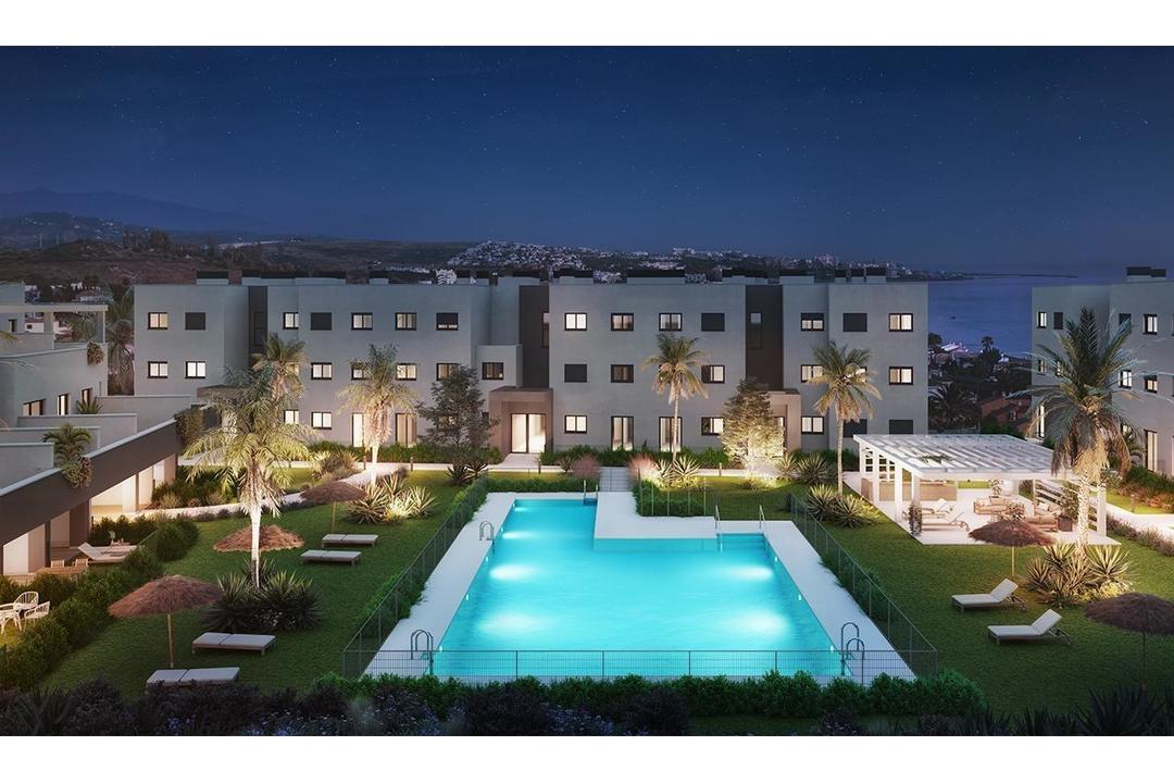 property-for-sale-apartment-in-estepona-spain-27