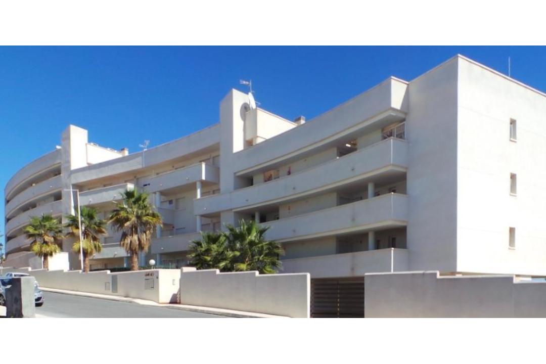 property-for-sale-apartment-in-orihuela-costa-spain-30