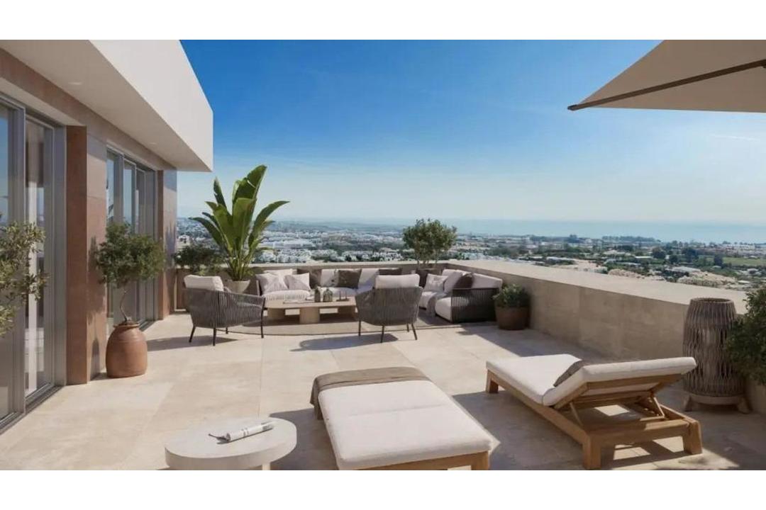 property-for-sale-penthouse-in-estepona-spain-49