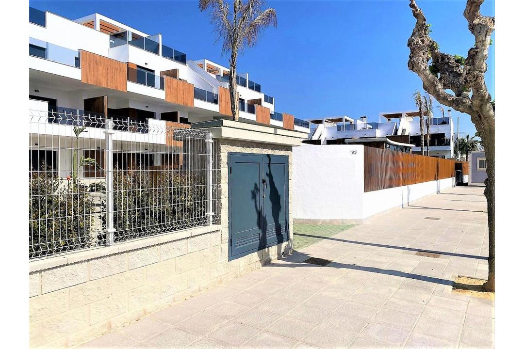 property-for-sale-bungalow-in-pilar-de-la-horadada-spain-42