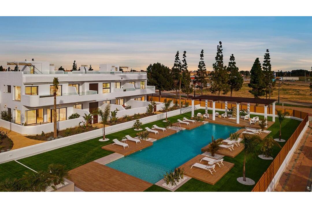 property-for-sale-bungalow-in-los-alcazares-spain-6