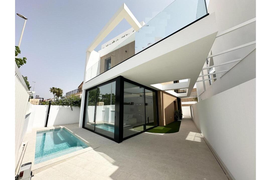 property-for-sale-villa-in-pilar-de-la-horadada-spain-48