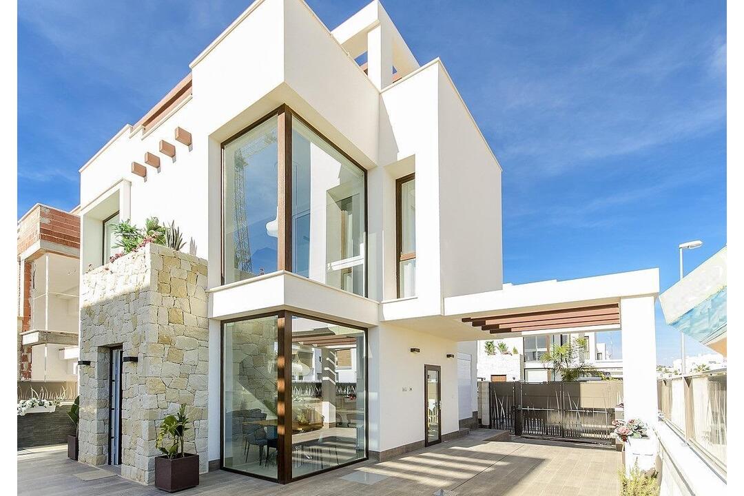 property-for-sale-villa-in-los-montesinos-spain-13