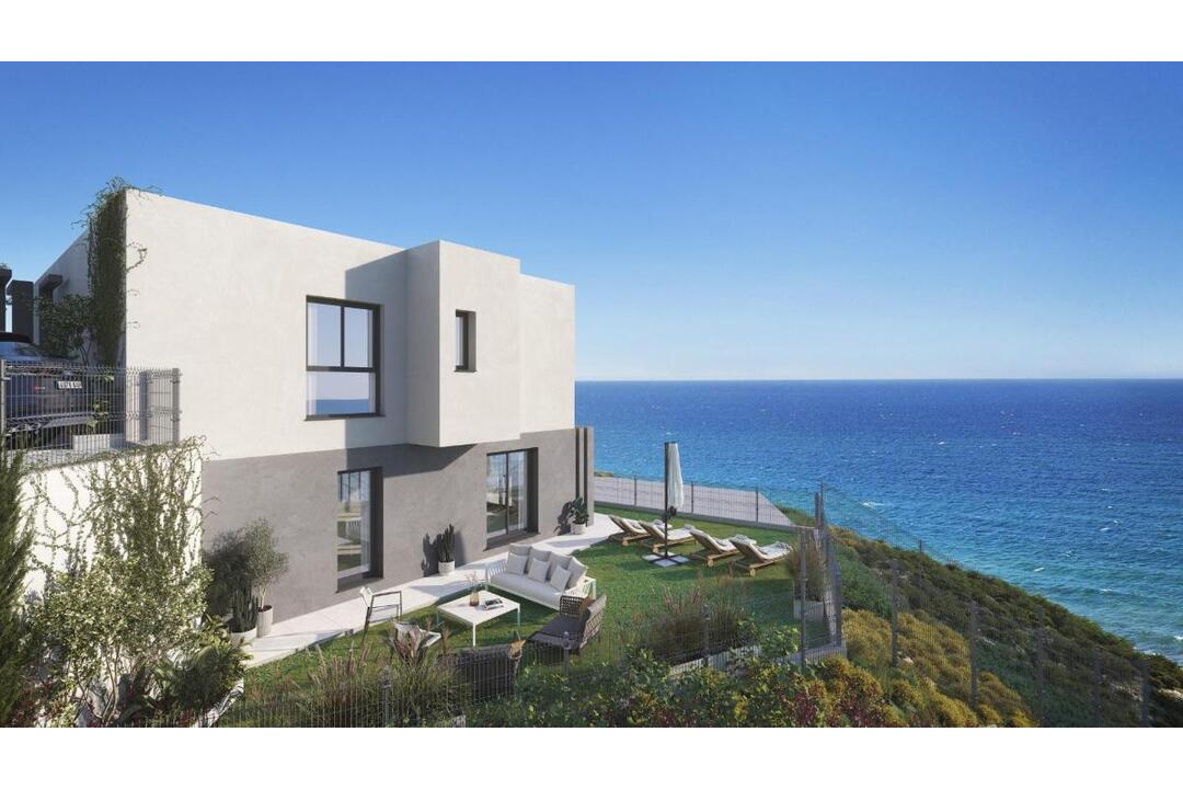 property-for-sale-villa-in-velez-malaga-spain-2