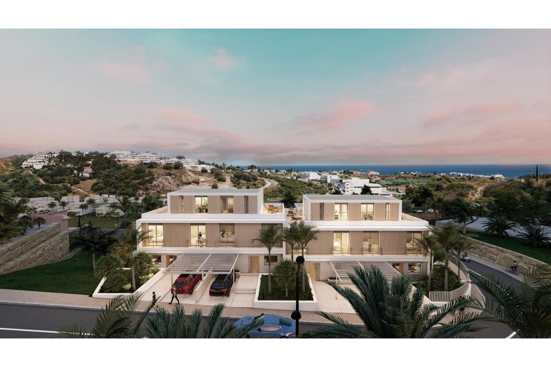 property-for-sale-town-house-in-estepona-spain-2