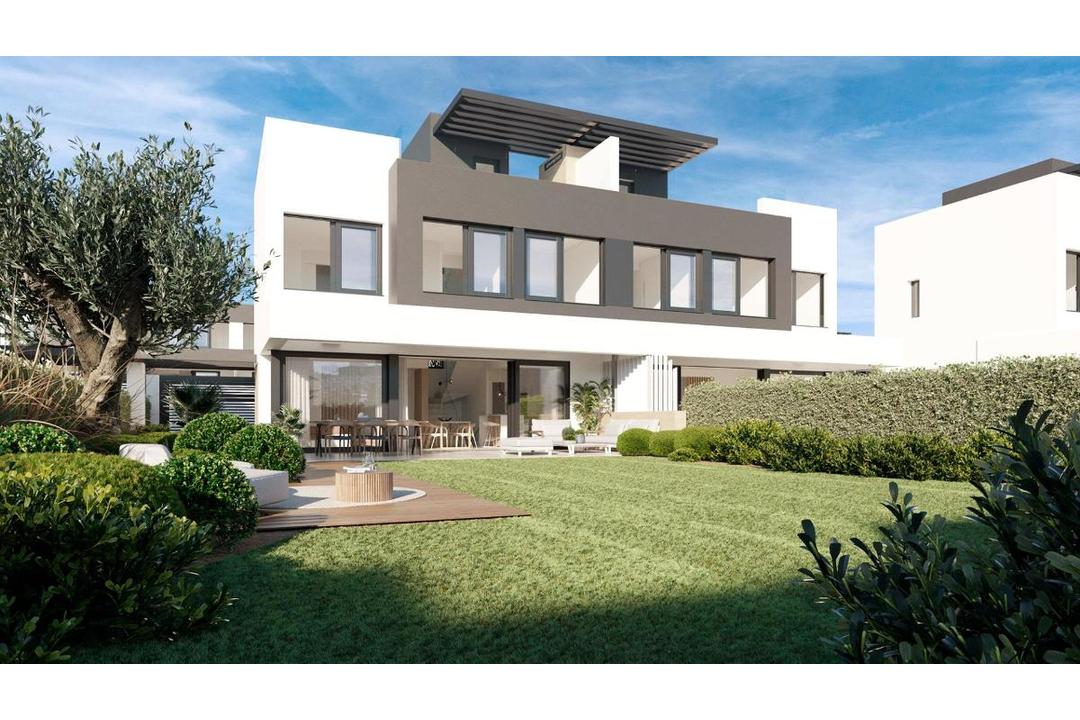 property-for-sale-villa-in-estepona-spain-11