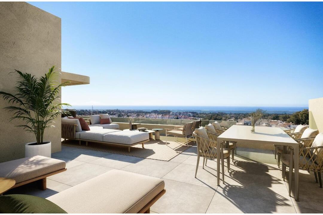 property-for-sale-penthouse-in-estepona-spain-109