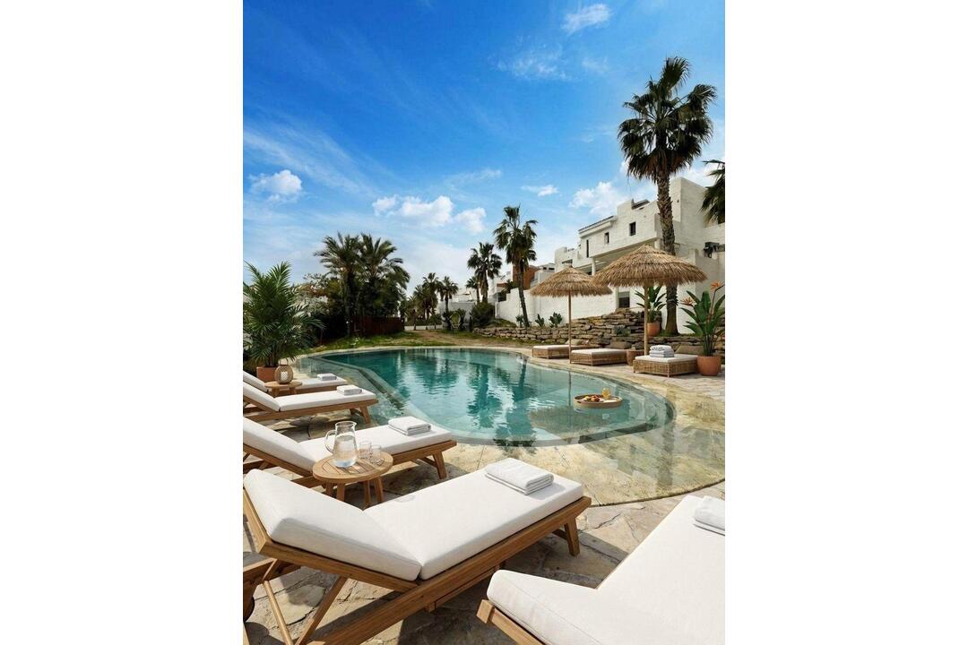 property-for-sale-penthouse-in-estepona-spain-114