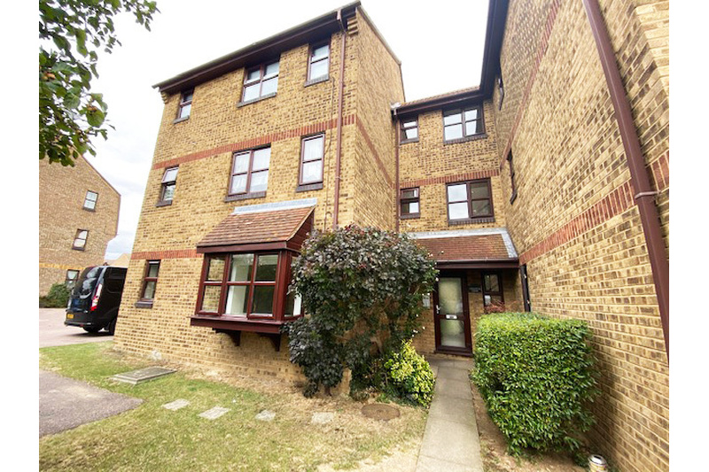 property-for-rent-frobisher-way-shoeburyness-ss3